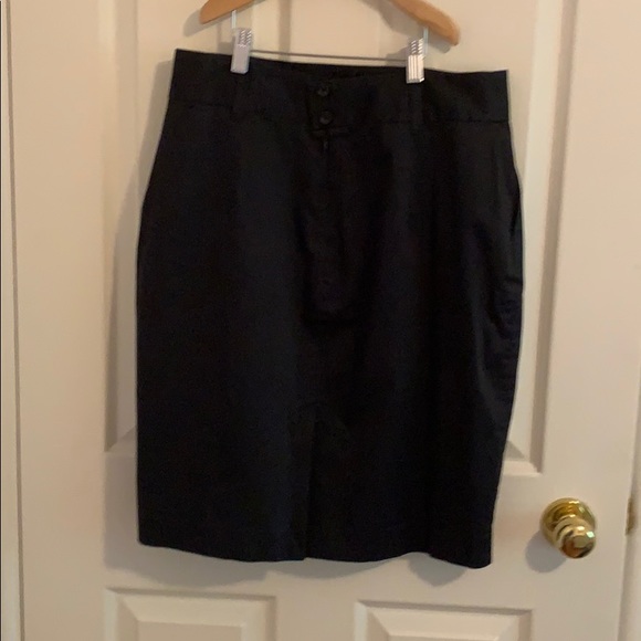 Banana republic skirt - Picture 3 of 5